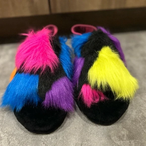 UGG Fluff Yeah Party Spots Slippers size 10 NWT - Picture 3 of 11